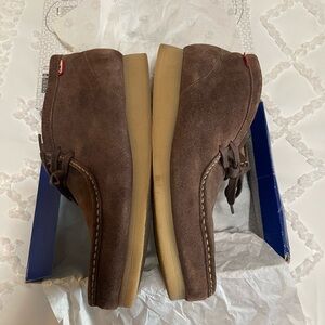 Clarks Wallabee